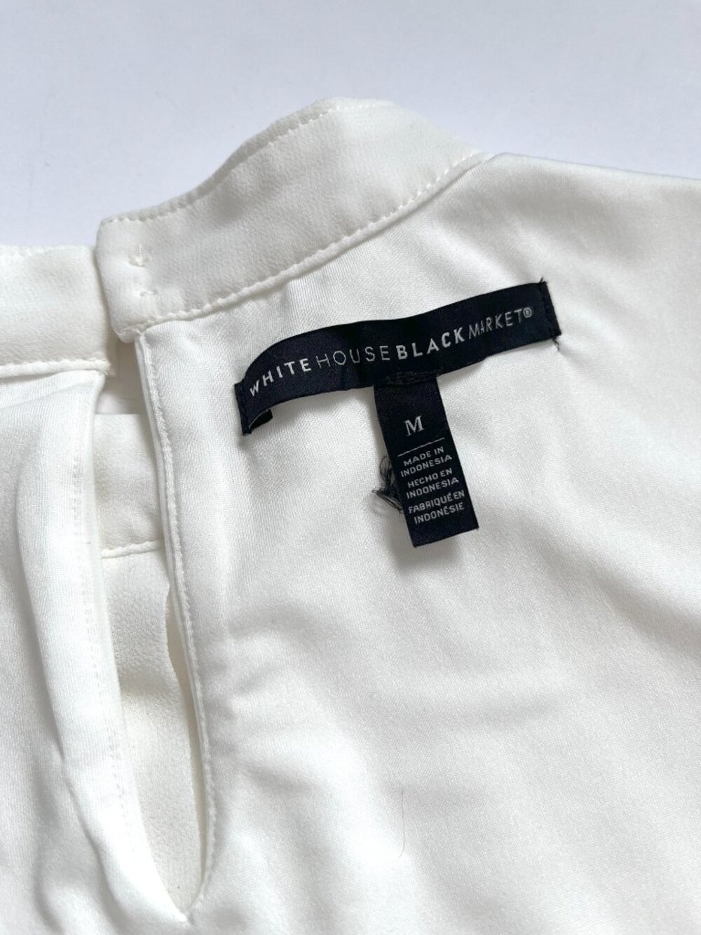 White House Black Market Womens M White Sleeveless Mock Neck Pleated Blouse Top - Picture 6 of 7